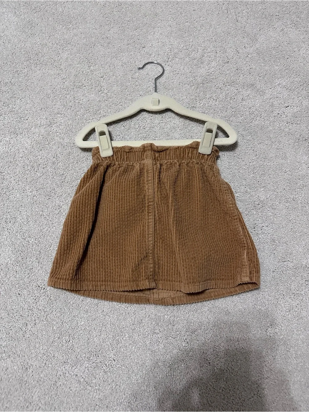 Old Navy Girls Corduroy Skirt in Brown with Heart Pockets